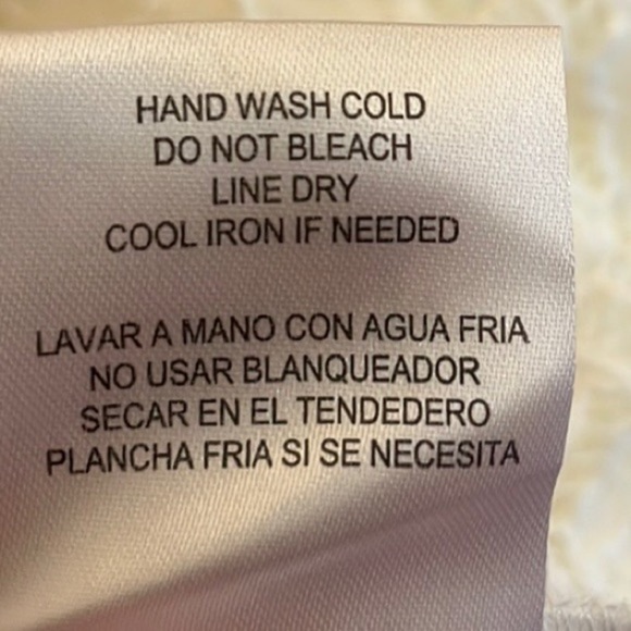 NWT-City Triangles-L-white-lace-spaghetti straps, baby doll dress with pockets. - Picture 7 of 8